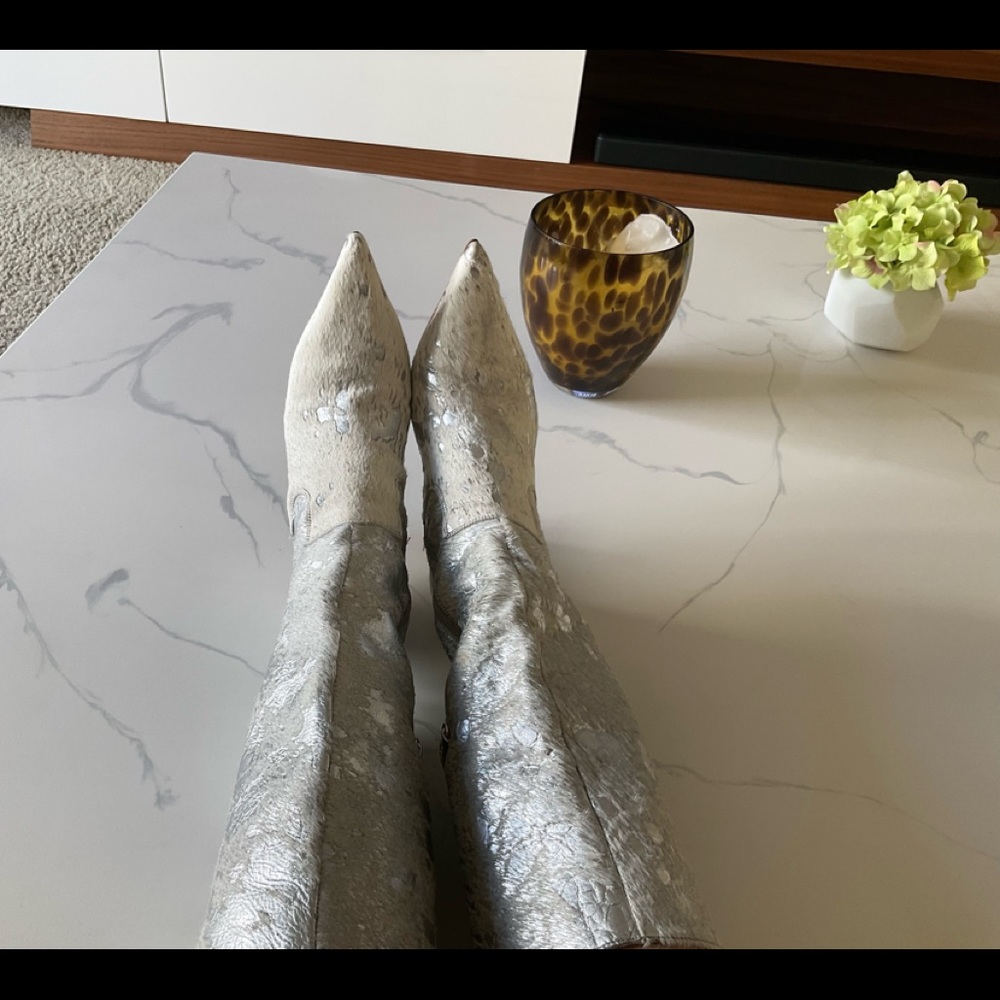 Carmen Steffens gorgeous silver cowhide boots